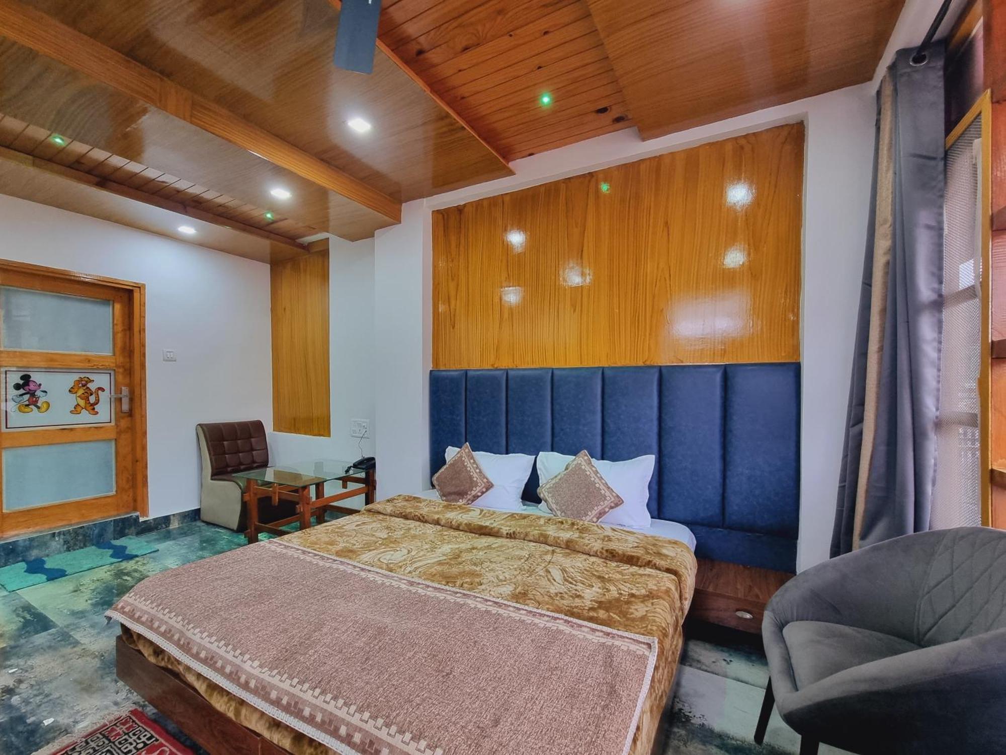 Hotel Sahara Dalhousie Bagian luar foto