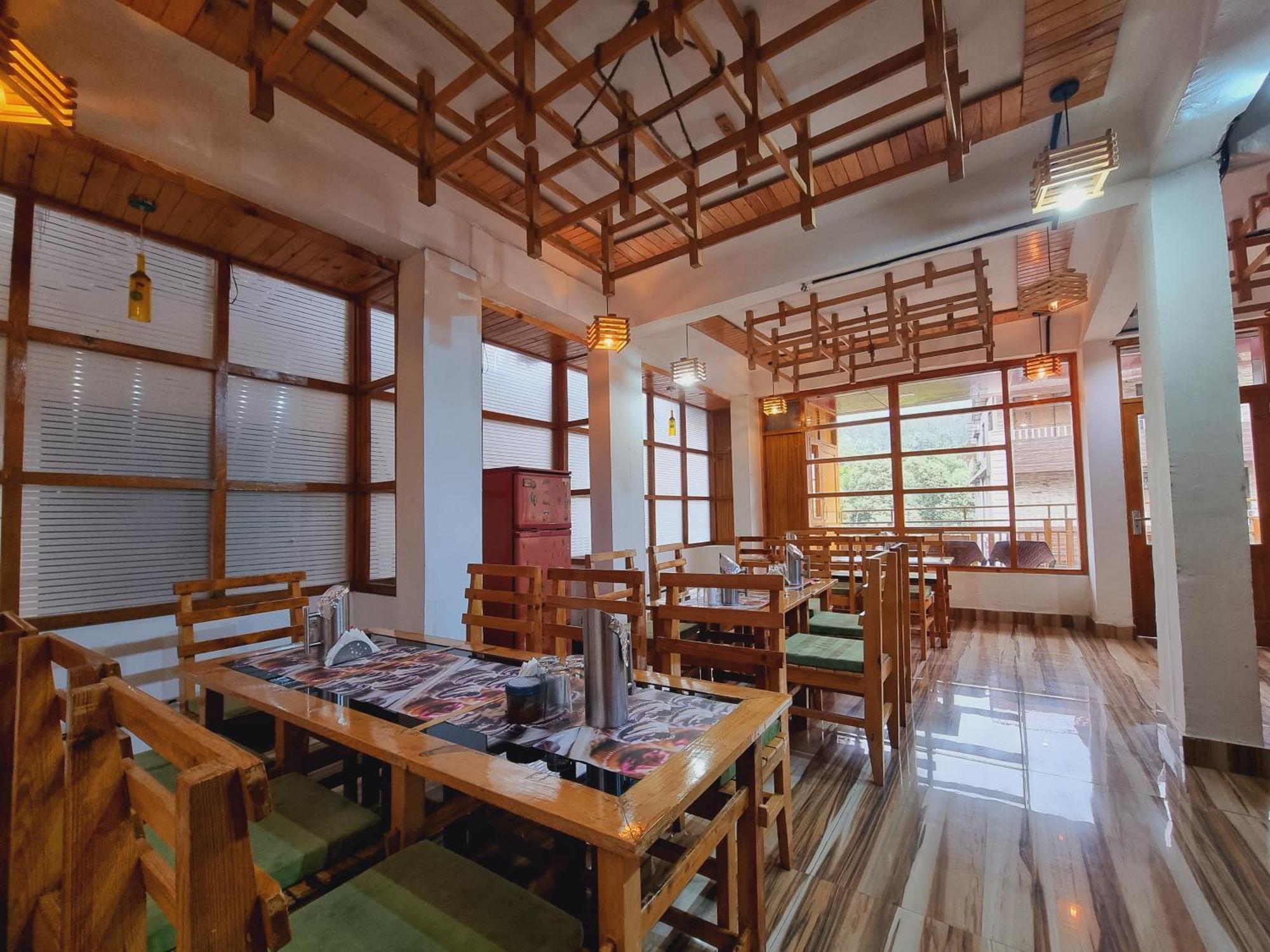 Hotel Sahara Dalhousie Bagian luar foto