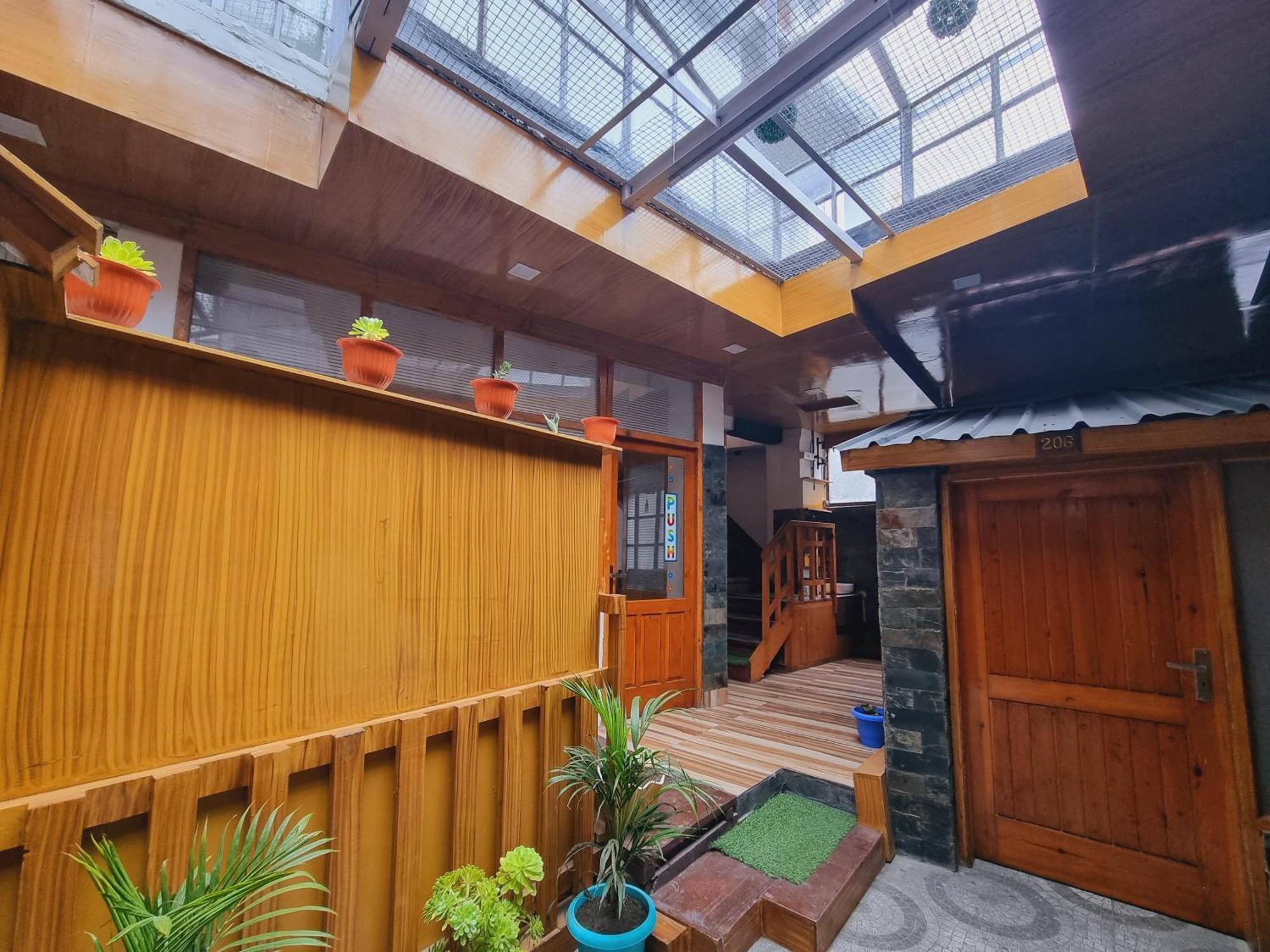 Hotel Sahara Dalhousie Bagian luar foto