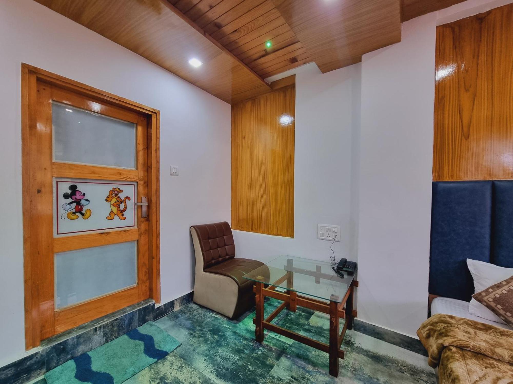 Hotel Sahara Dalhousie Bagian luar foto