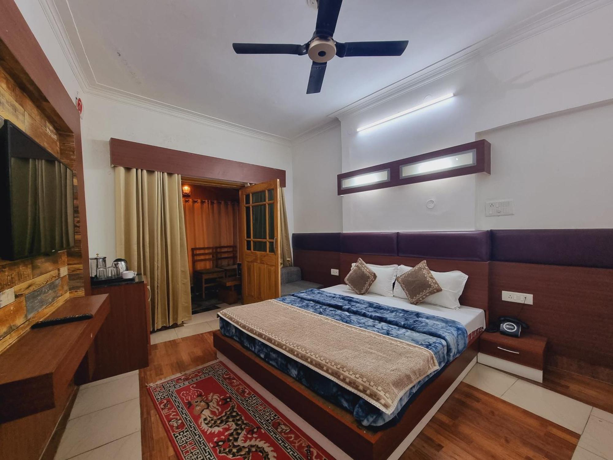 Hotel Sahara Dalhousie Bagian luar foto