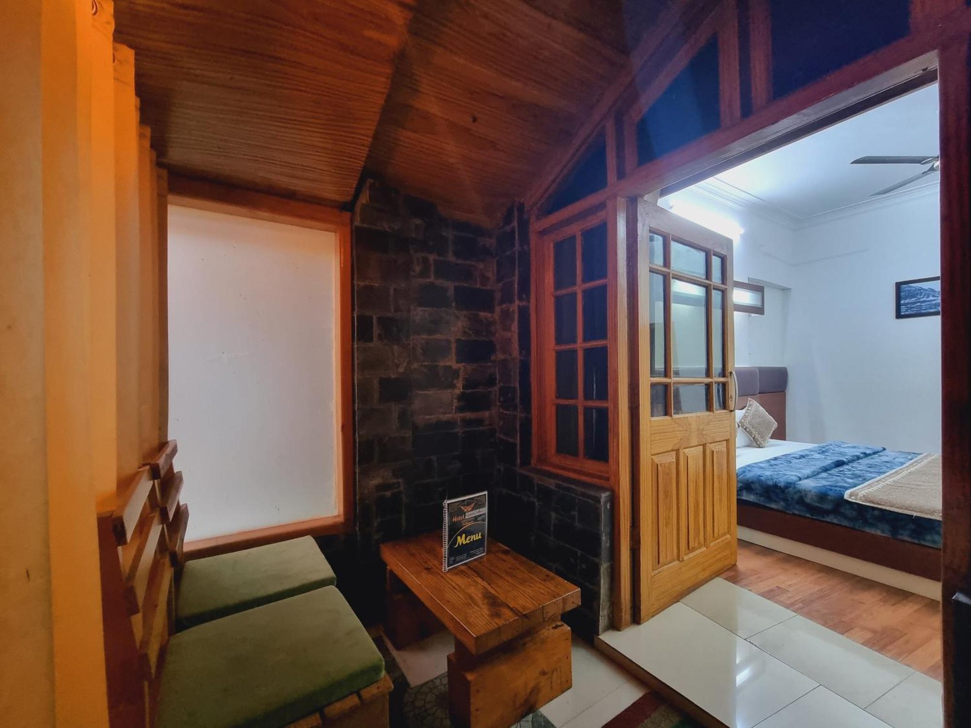 Hotel Sahara Dalhousie Bagian luar foto