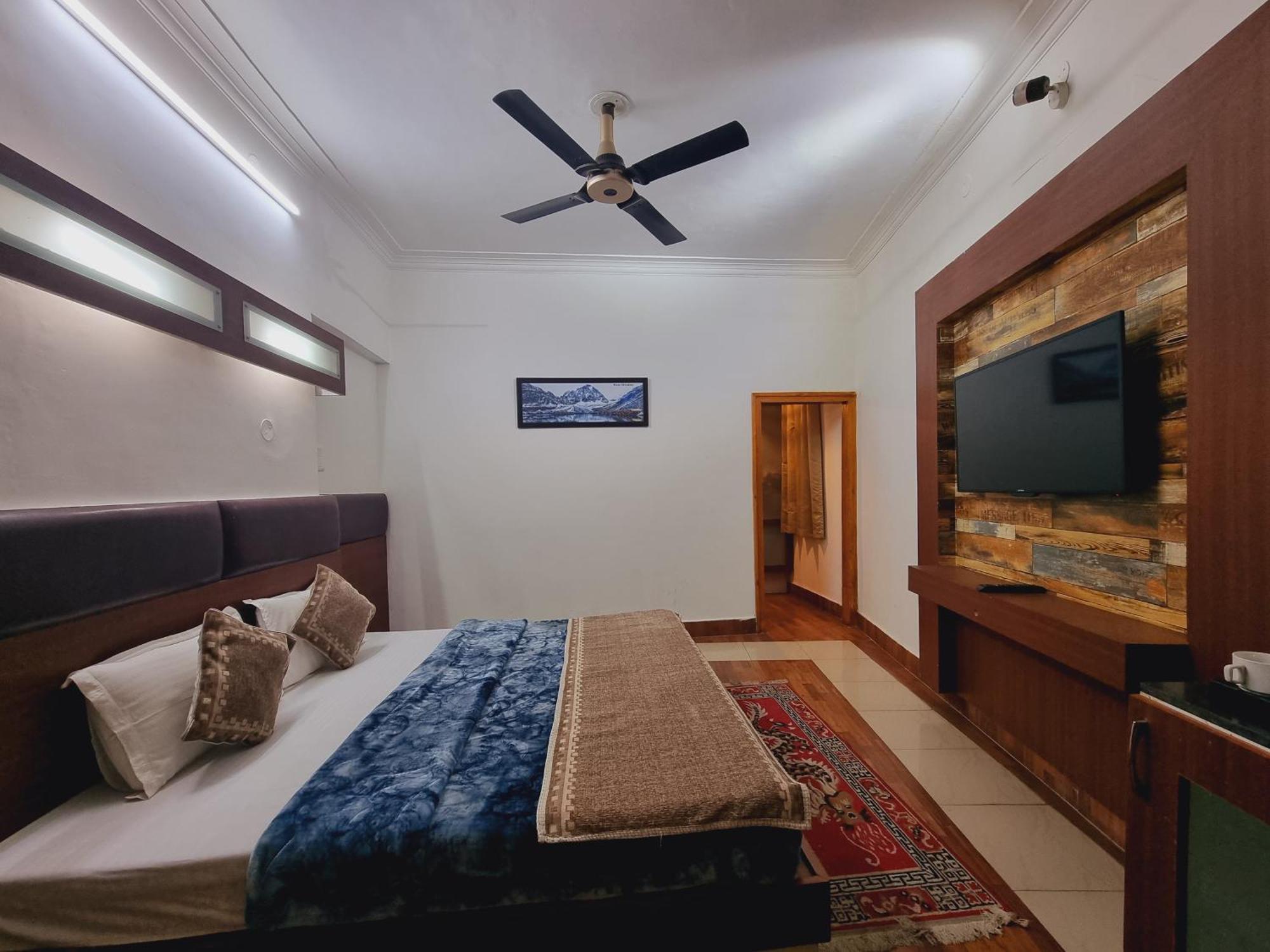 Hotel Sahara Dalhousie Bagian luar foto