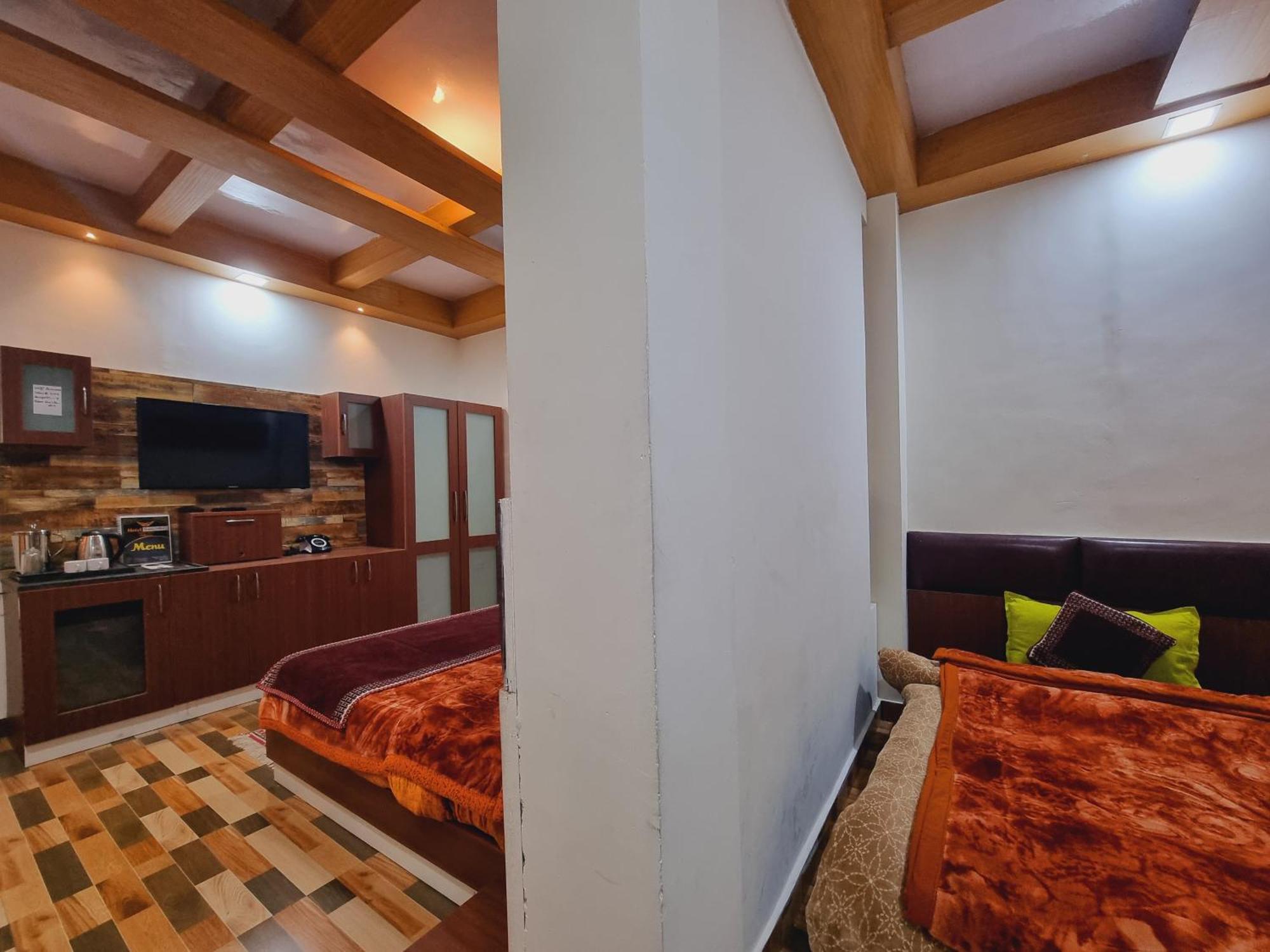 Hotel Sahara Dalhousie Bagian luar foto