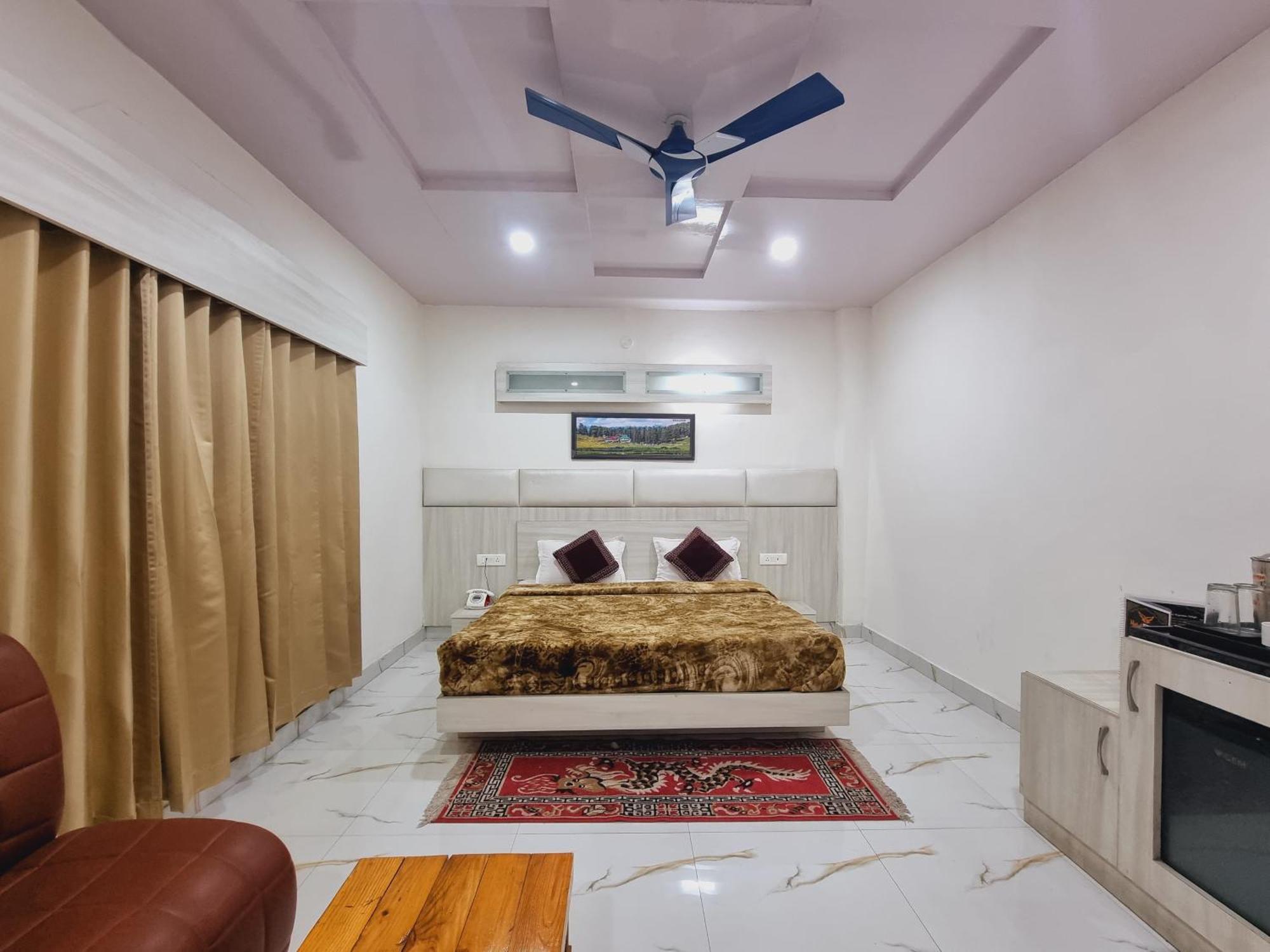 Hotel Sahara Dalhousie Bagian luar foto